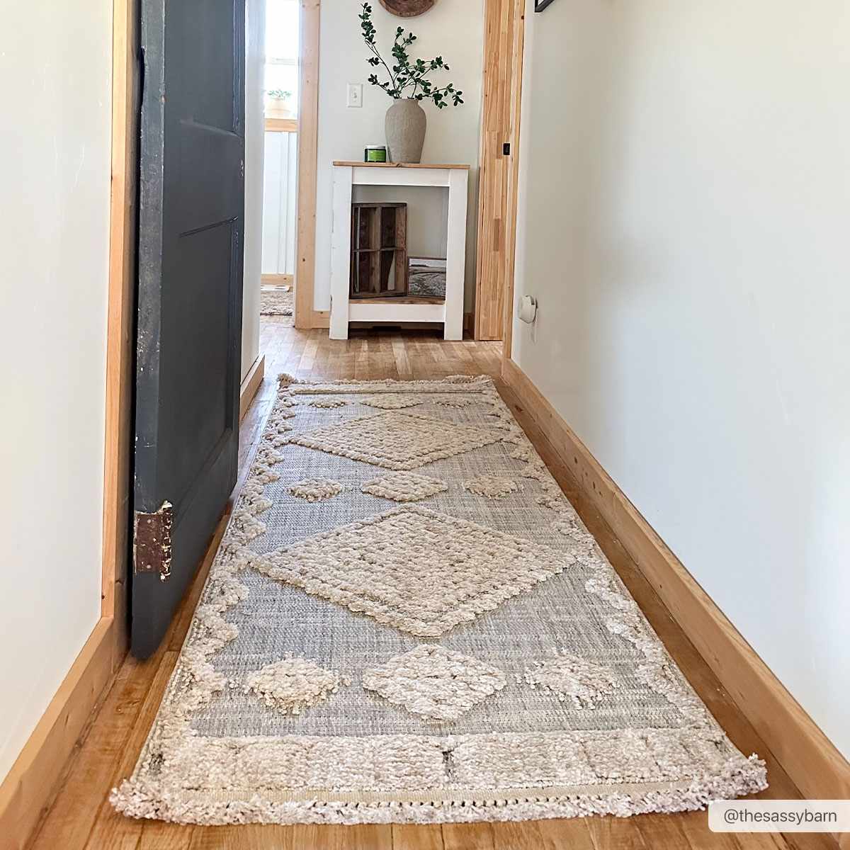 Boutique Rugs - Ampusungan Area Rug