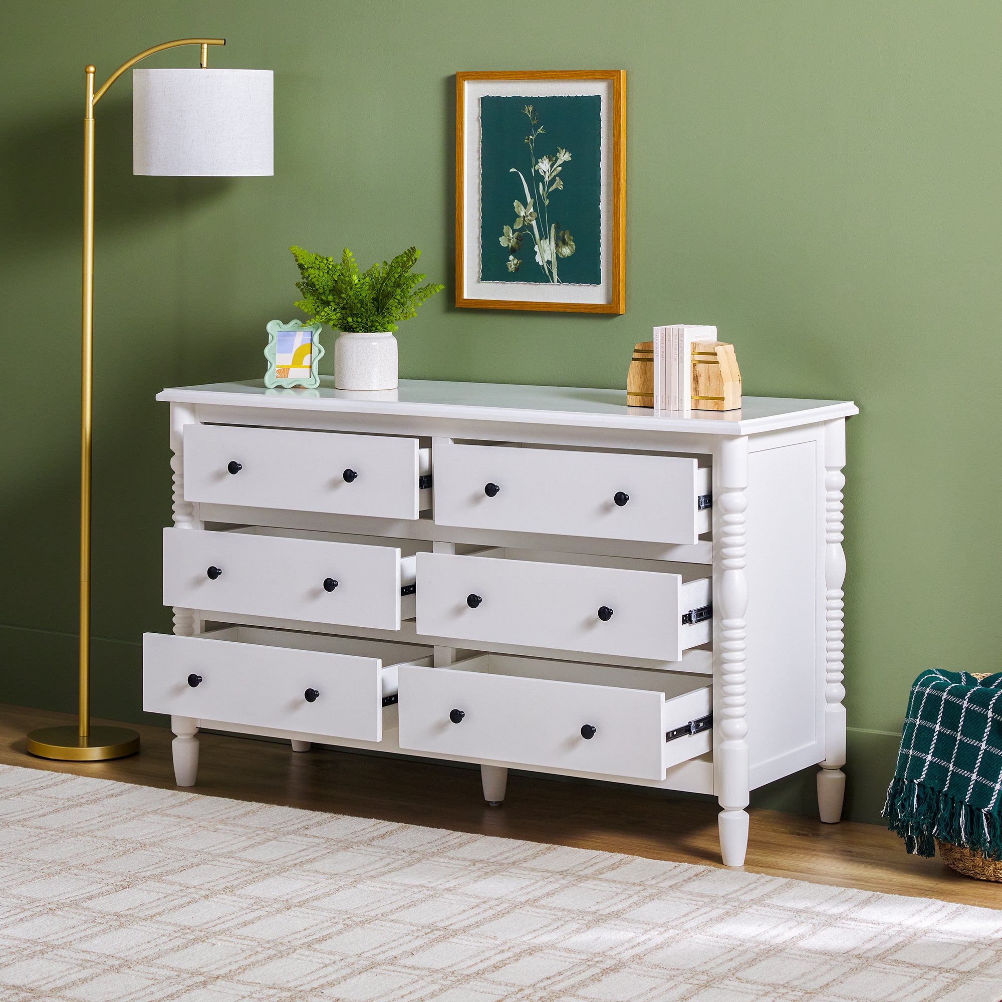 Traditional Vivienne 6-Drawer Easy Assembly Solid Wood Dresser