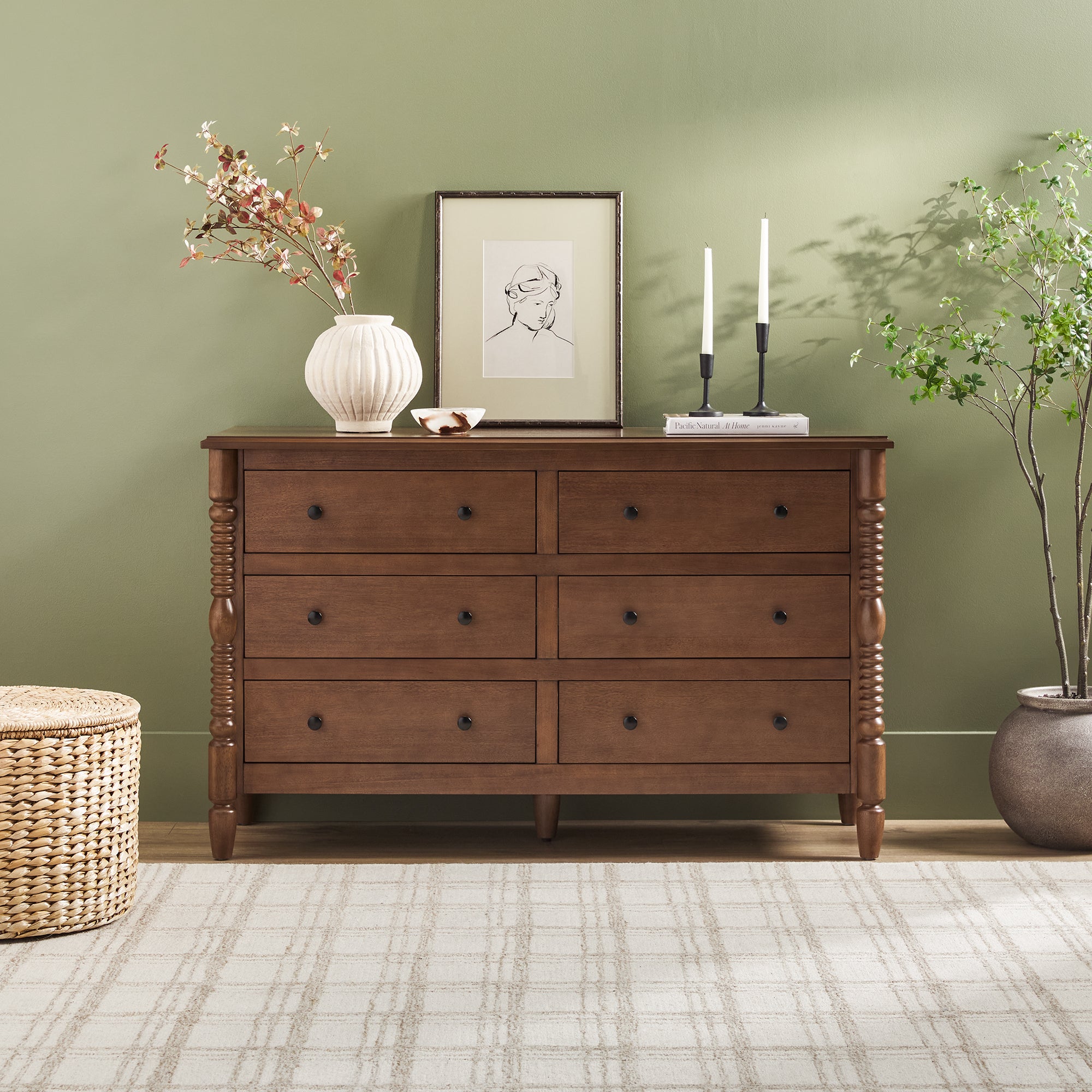 Traditional Vivienne 6-Drawer Easy Assembly Solid Wood Dresser
