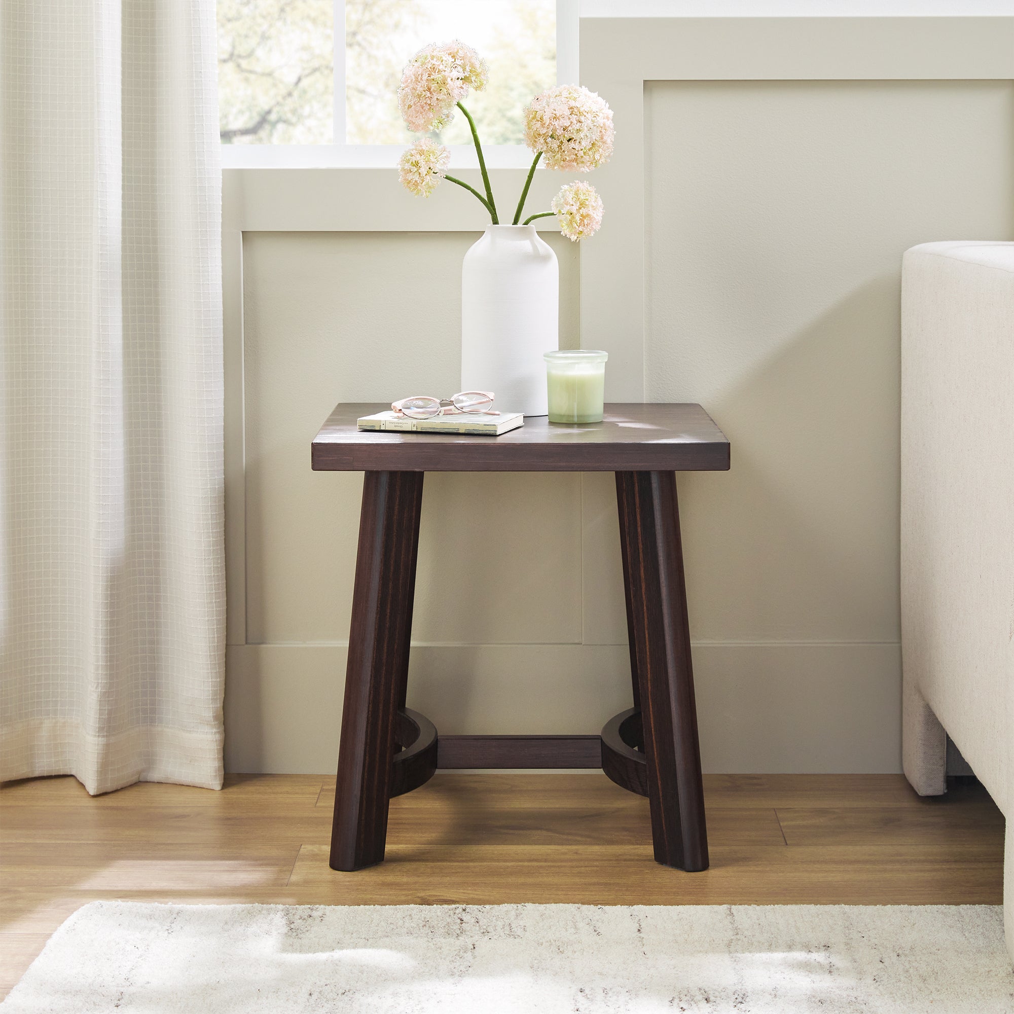 Colt Modern Farmhouse Easy Assembly 18" Side Table