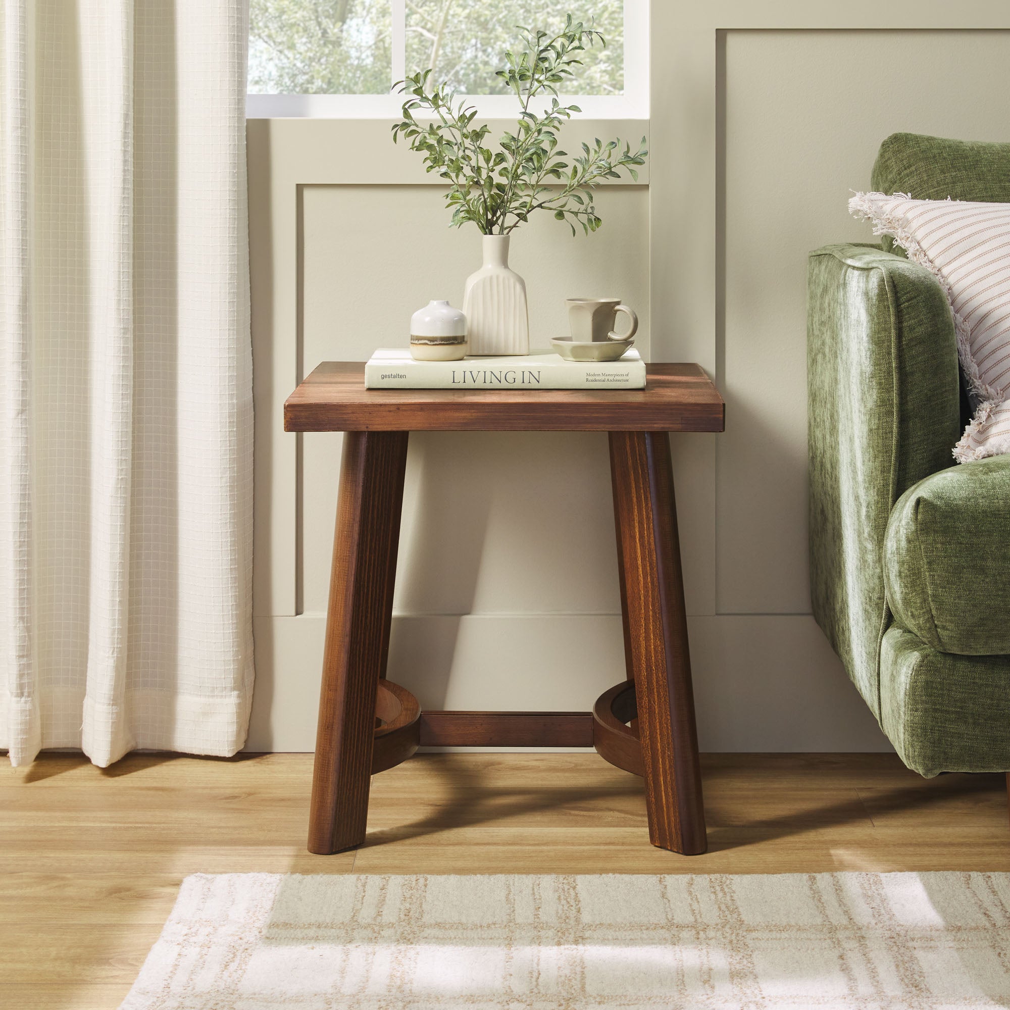 Colt Modern Farmhouse Easy Assembly 18" Side Table