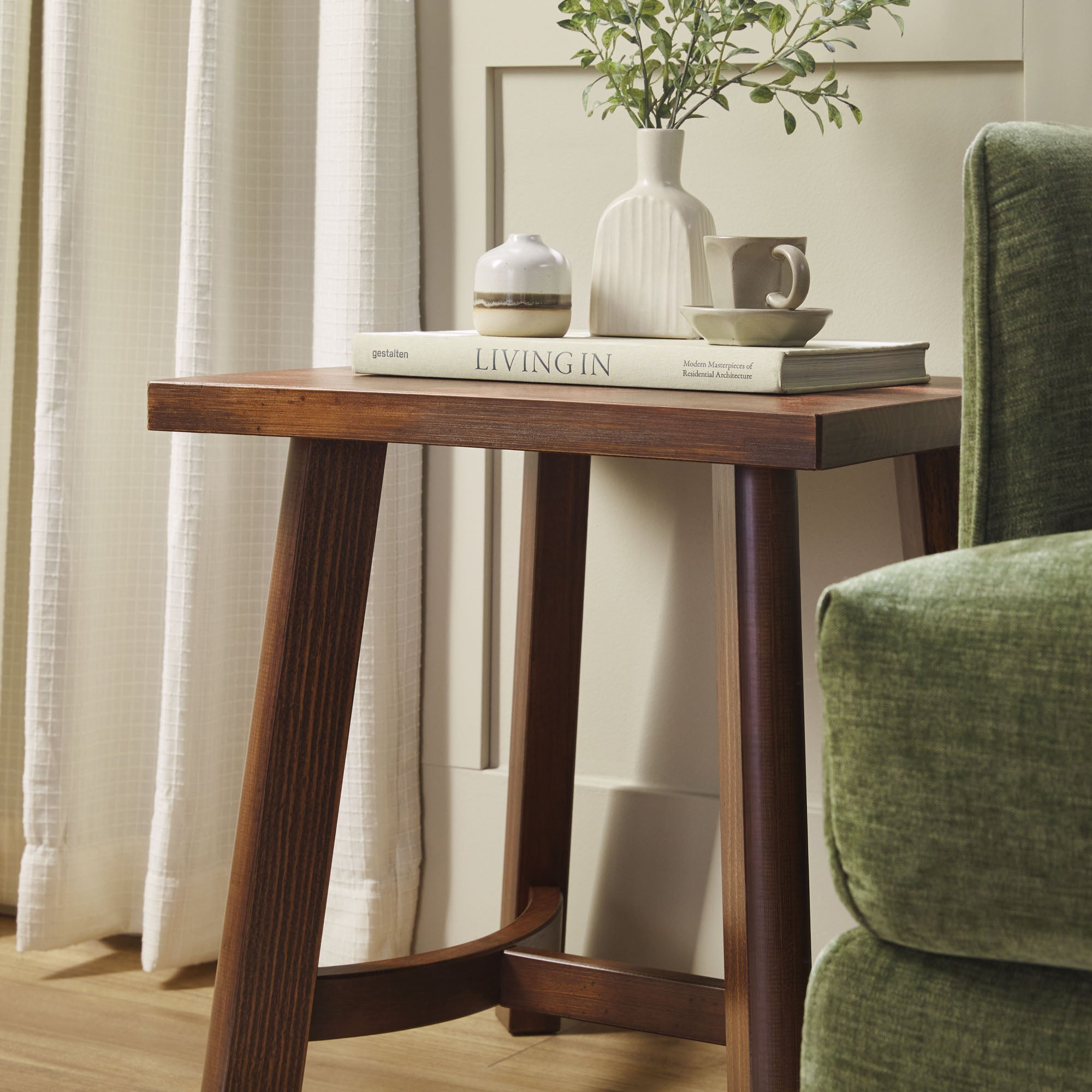 Colt Modern Farmhouse Easy Assembly 18" Side Table